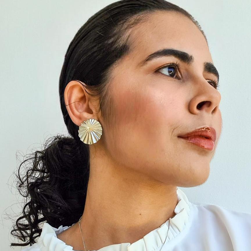 Brinco Redondo Orgânico Texturizado - Banho de Ródio Branco