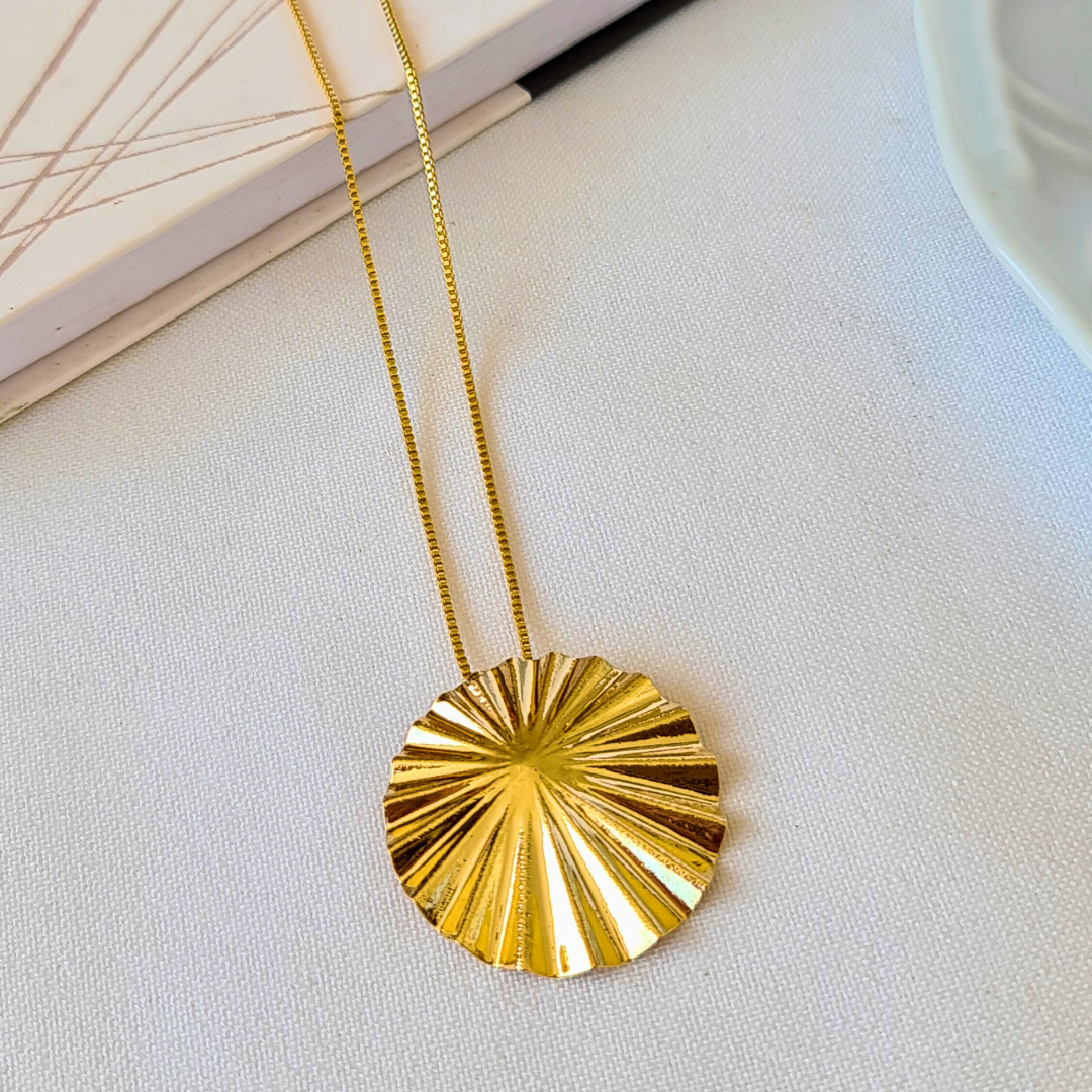 Colar Pingente Orgânico - Banho de Ouro 18k