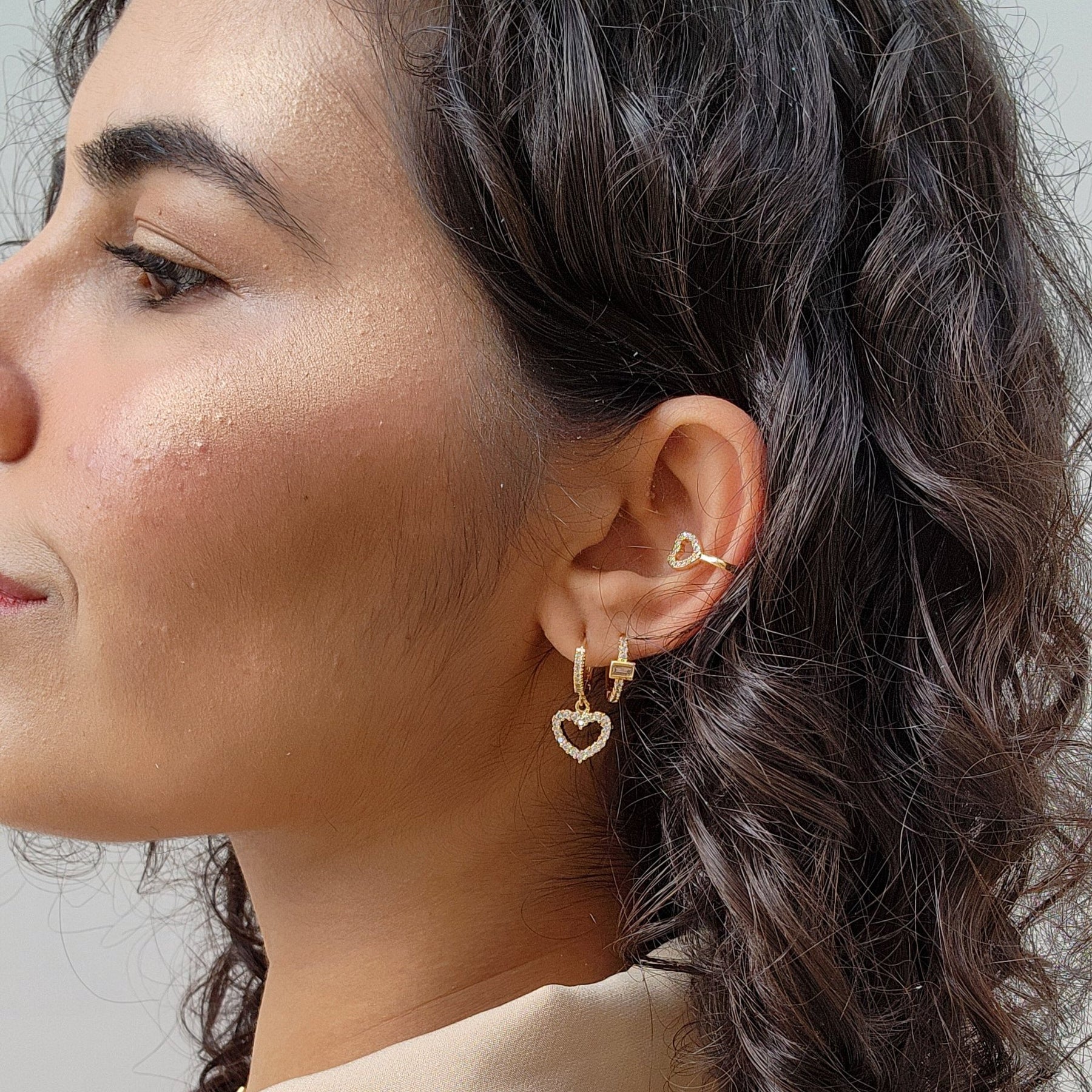 Piercing Fake Coração Vazado - Banho de Ouro 18k