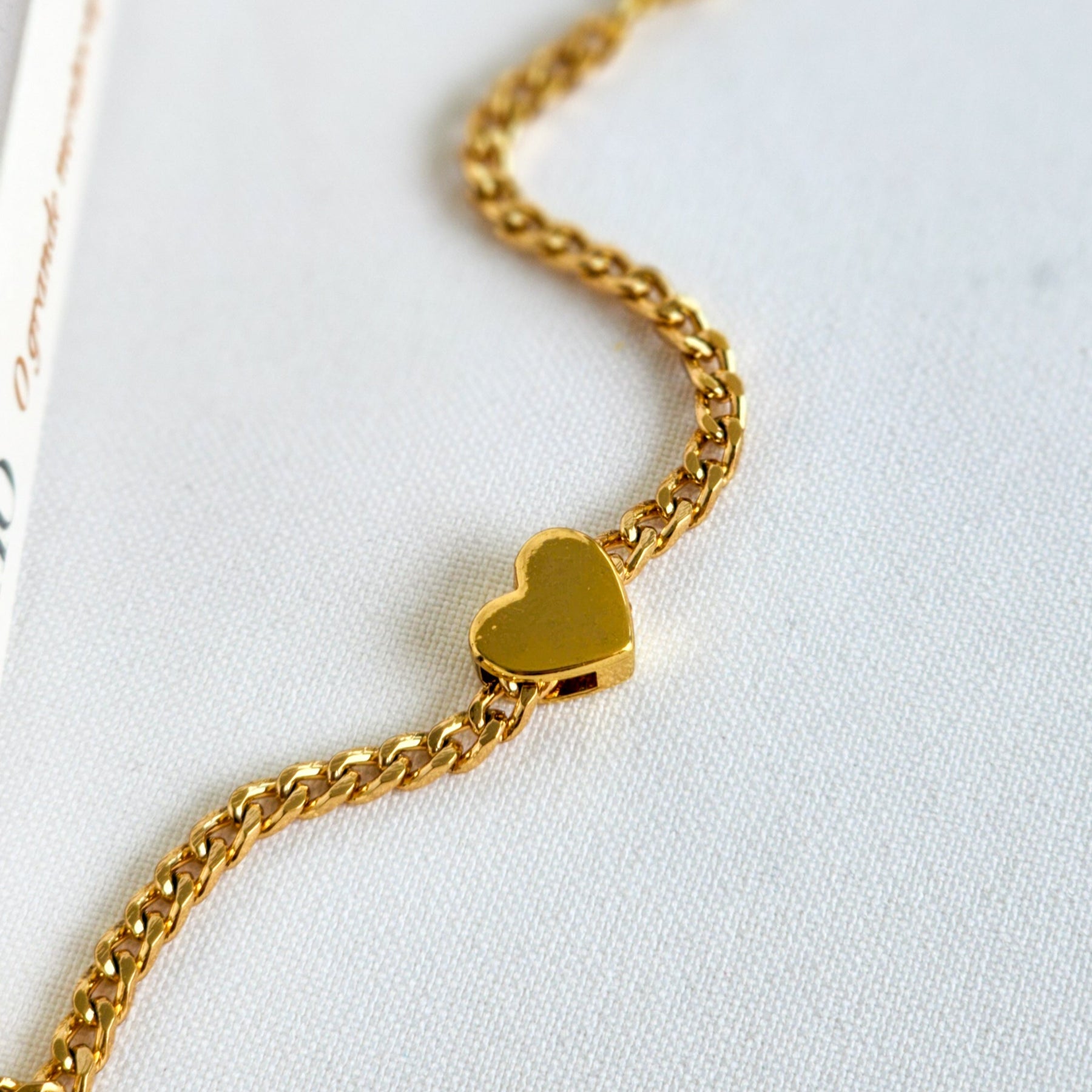 Pulseira Corrente Coração - Banho de Ouro 18k