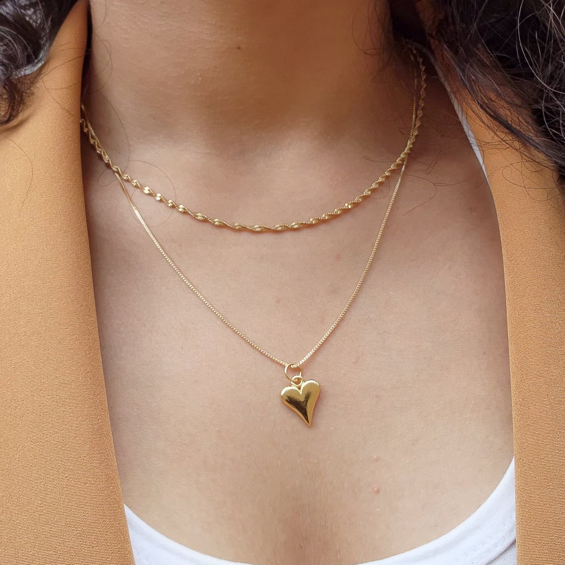 Colar Coração Orgânico Liso - Banho de Ouro 18k