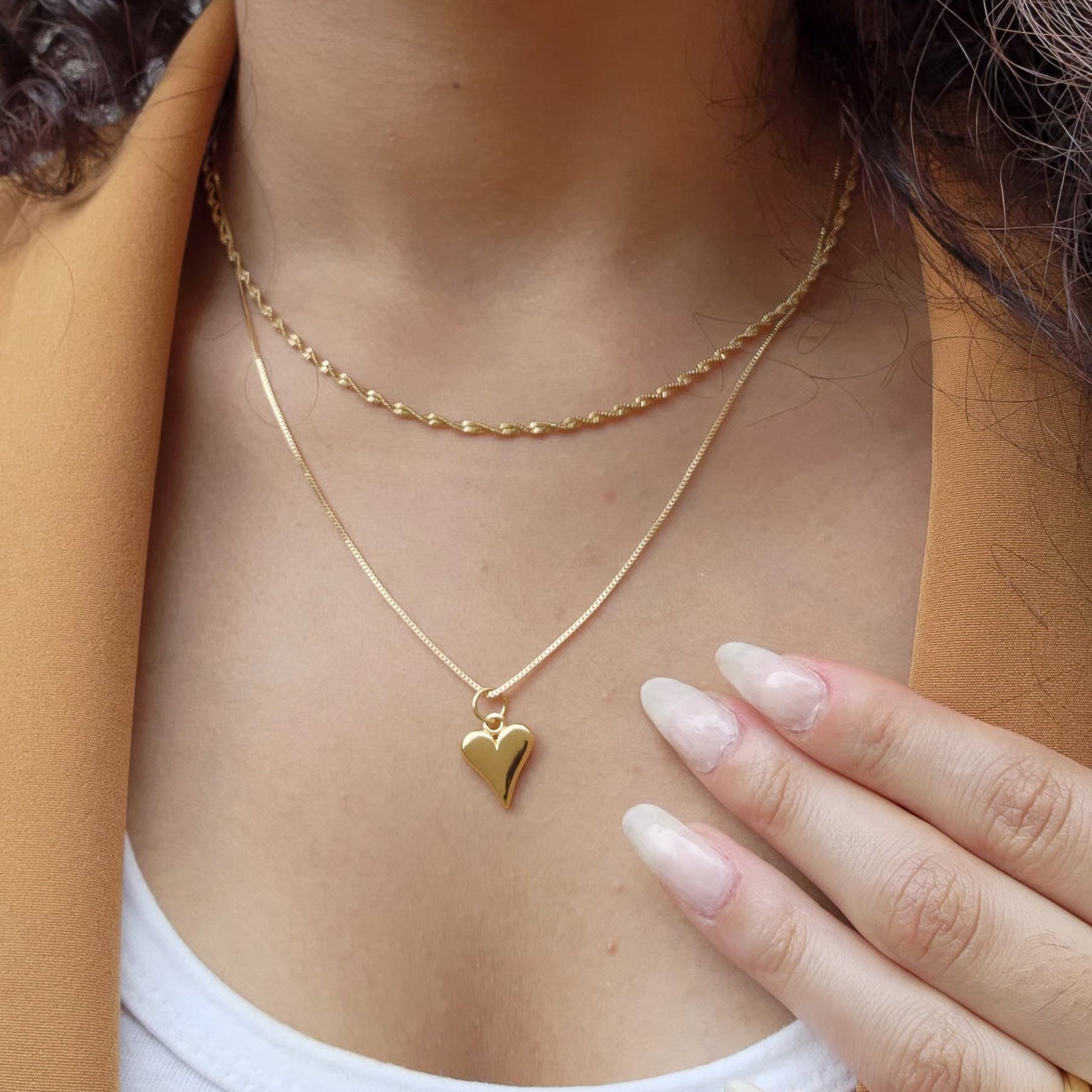 Colar Coração Orgânico Liso - Banho de Ouro 18k