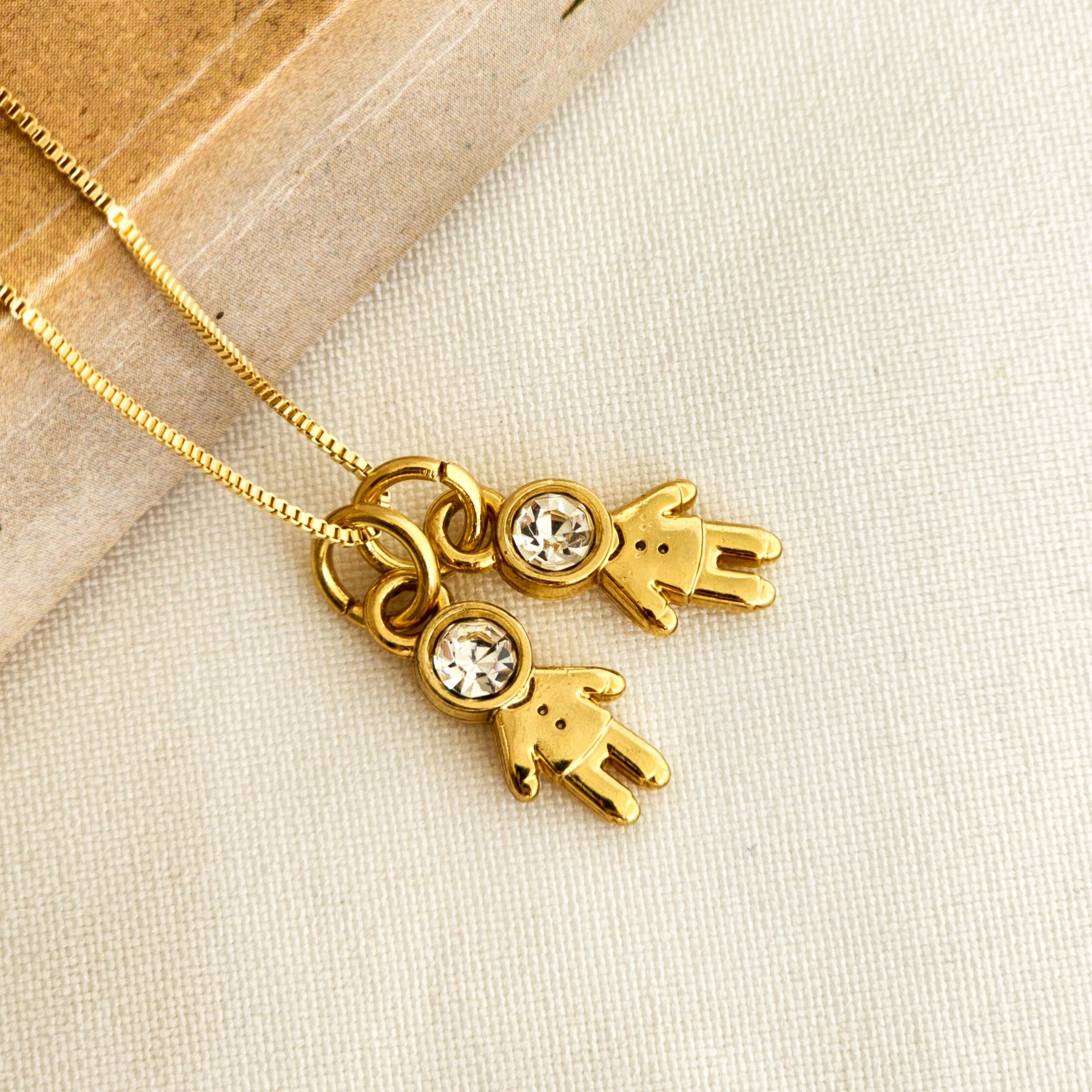 Colar Filhos Personalizado Menino Menina - Banho de Ouro 18k