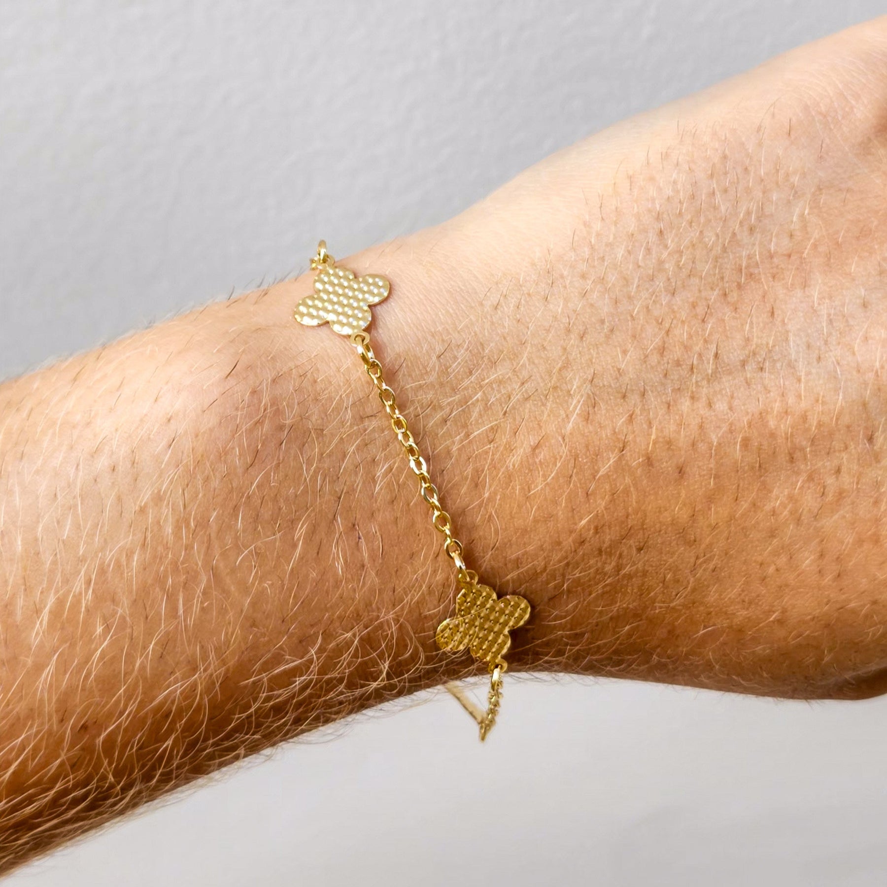 Pulseira Trevo Texturizada - Banho de Ouro 18k