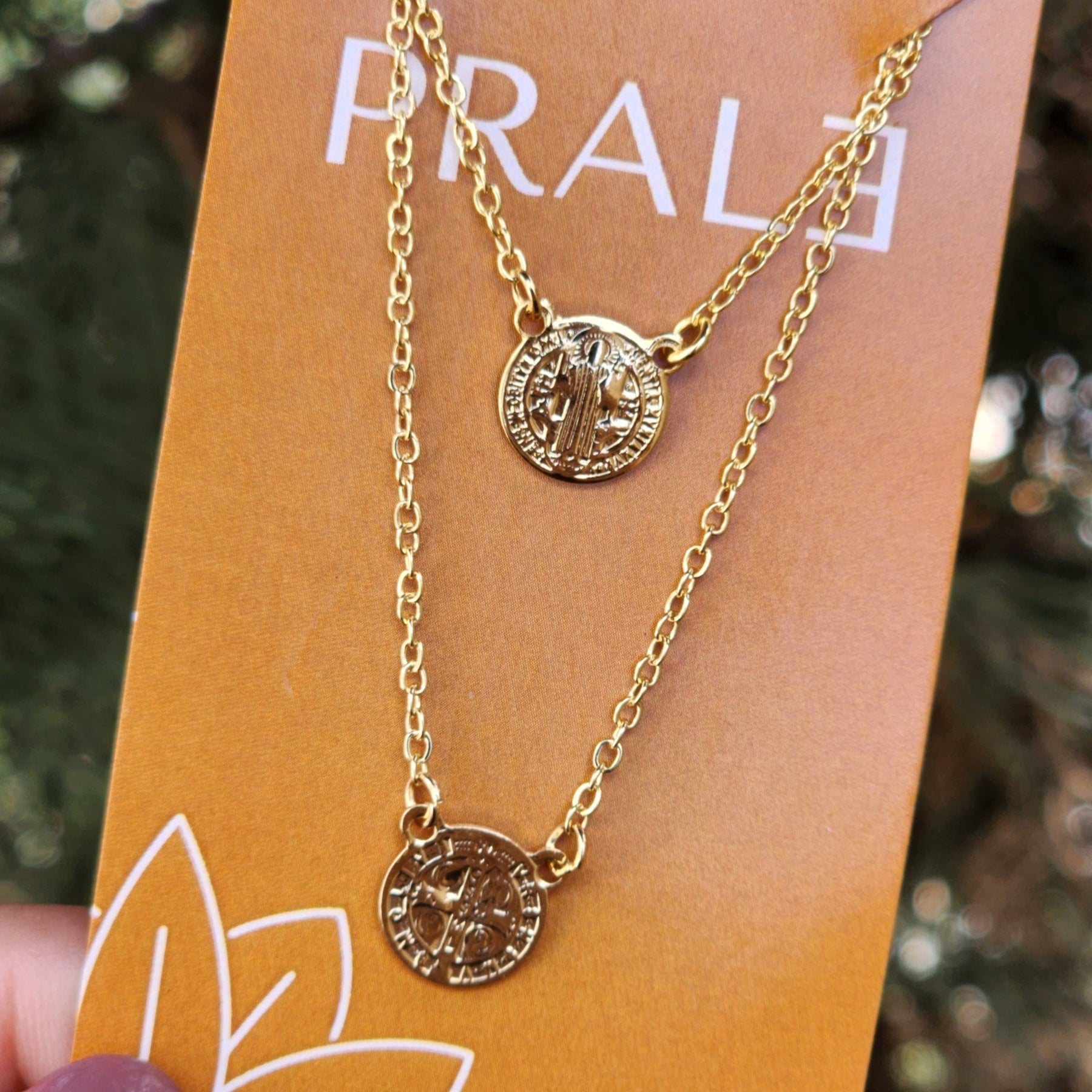 Colar Escapulário São Bento - Banho de Ouro 18k