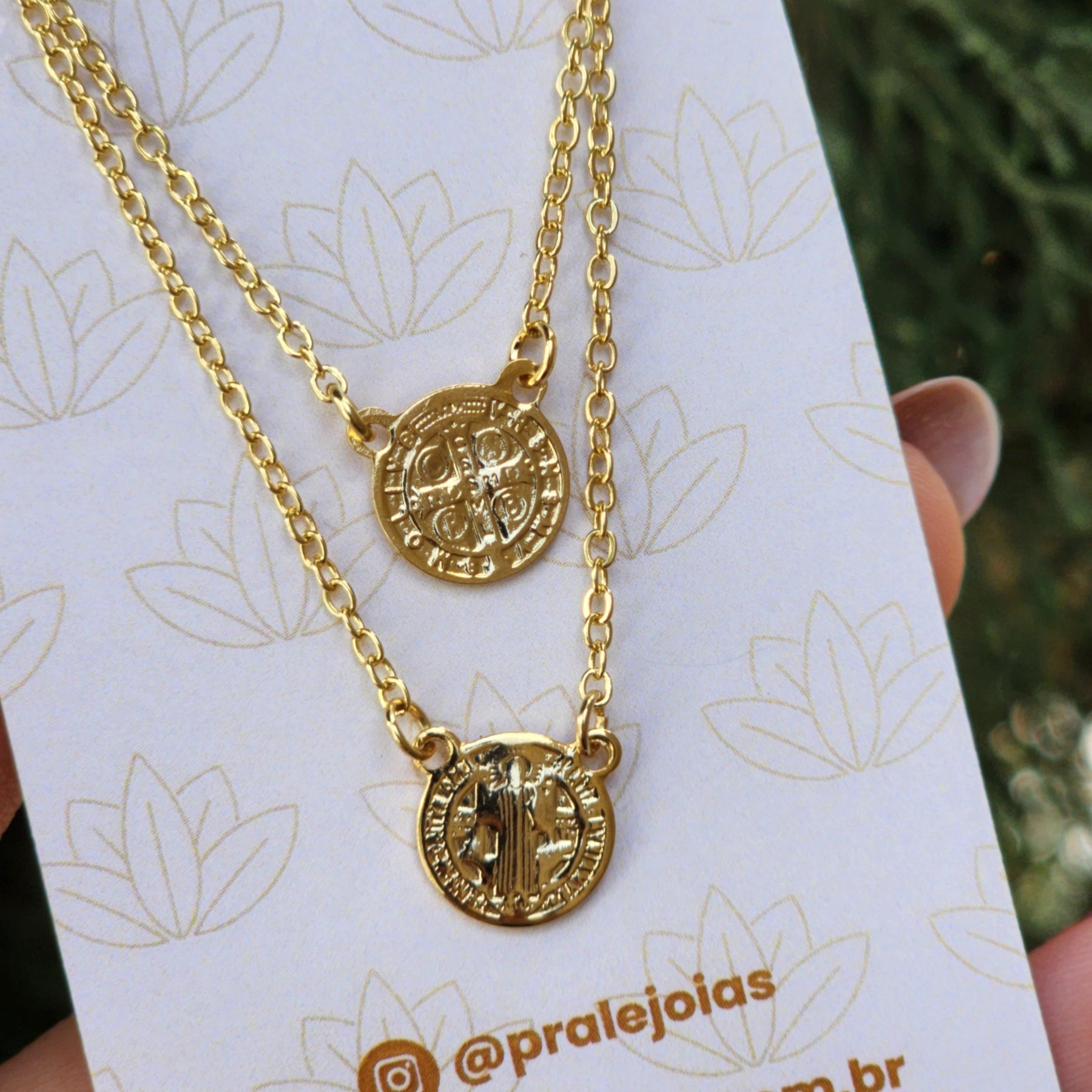 Colar Escapulário São Bento - Banho de Ouro 18k