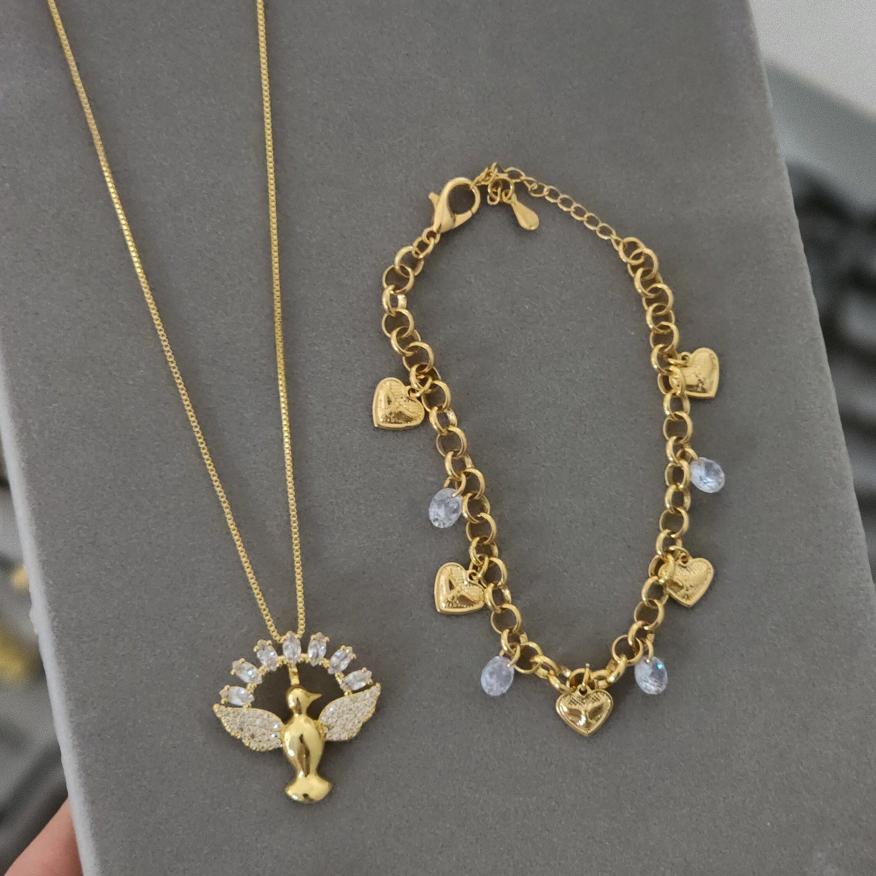 Kit Colar Espírito Santo + Pulseira Espírito Santo - Banho de Ouro 18k