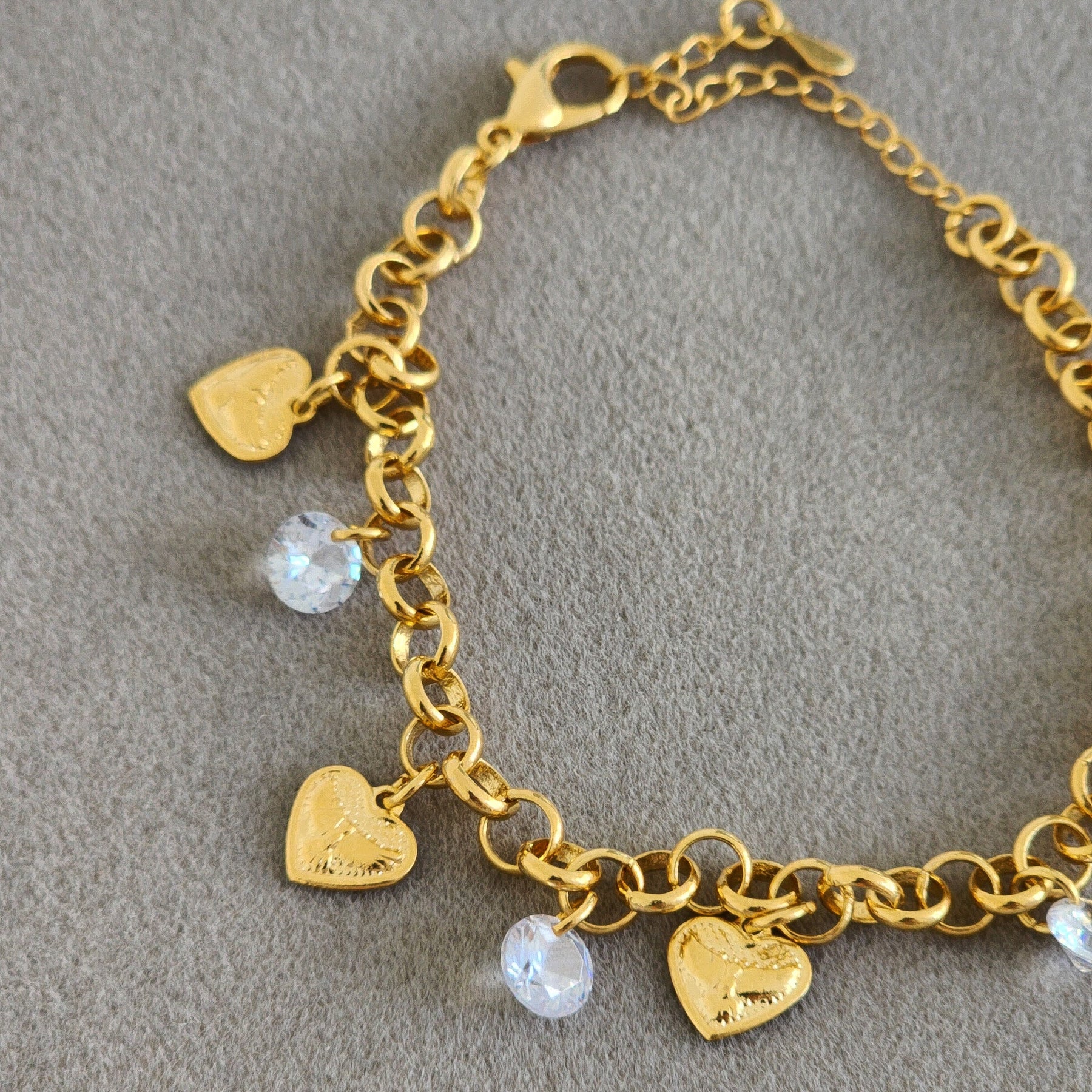 Kit Colar Espírito Santo + Pulseira Espírito Santo - Banho de Ouro 18k