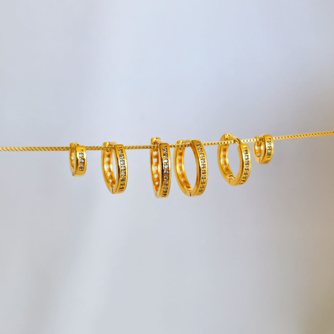 Kit Brinco Trio de Argolas Cravejadas - Banho de Ouro 18k