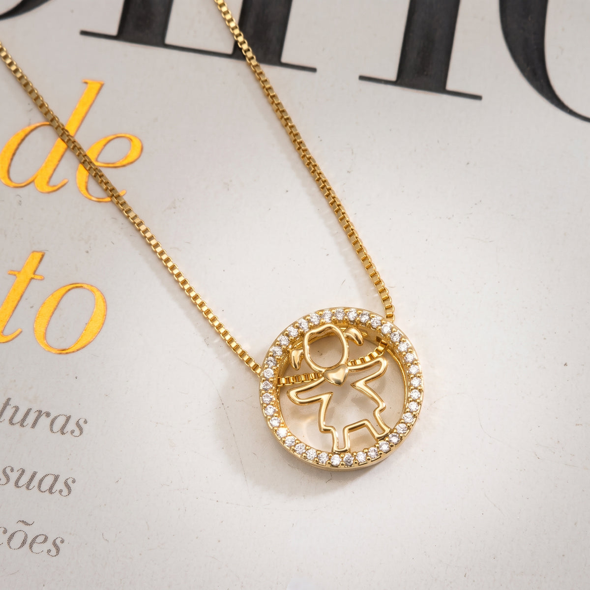 Colar Filhos Menina Cravejado - Banho de Ouro 18k