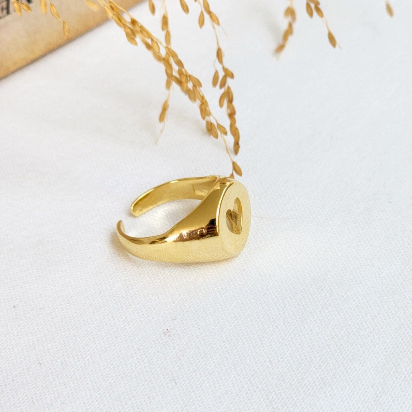Anel Ajustável Dedinho Coração - Banho de Ouro 18k