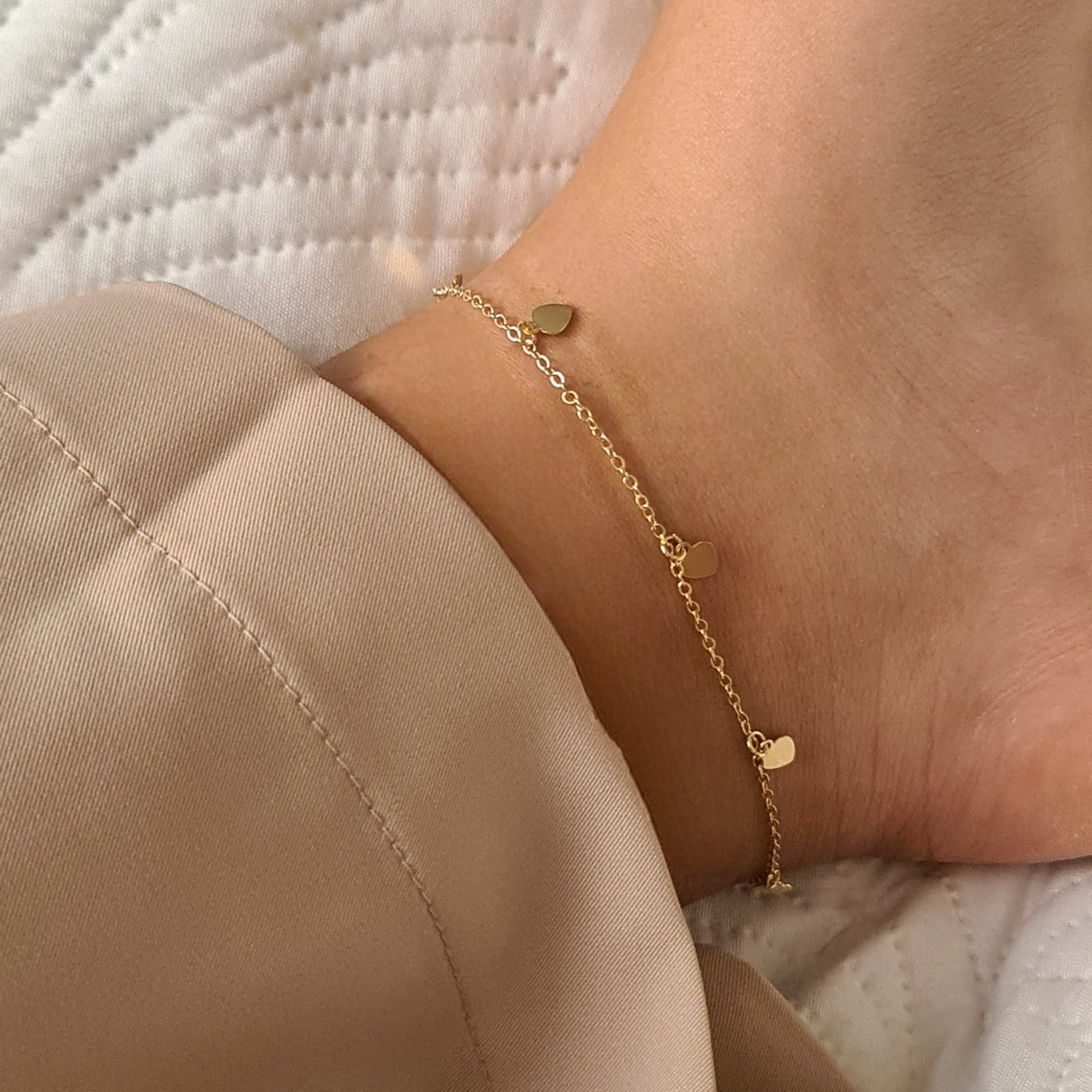 Tornozeleira Corações Lisos - Banho de Ouro 18k