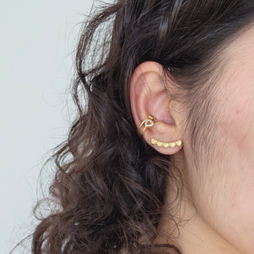 Brinco Ear Cuff Corações - Banho de Ouro 18k