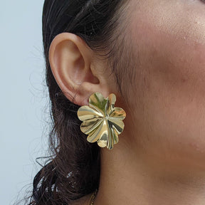 Brinco Orgânico Flor - Banho de Ouro 18k