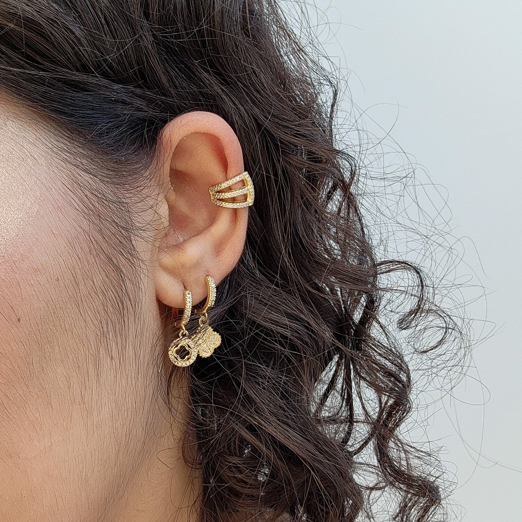 Piercing Fake Cravejado Fileiras - Banho de Ouro 18k