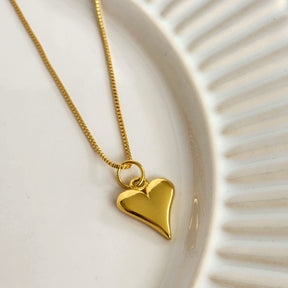 Colar Coração Orgânico Liso - Banho de Ouro 18k