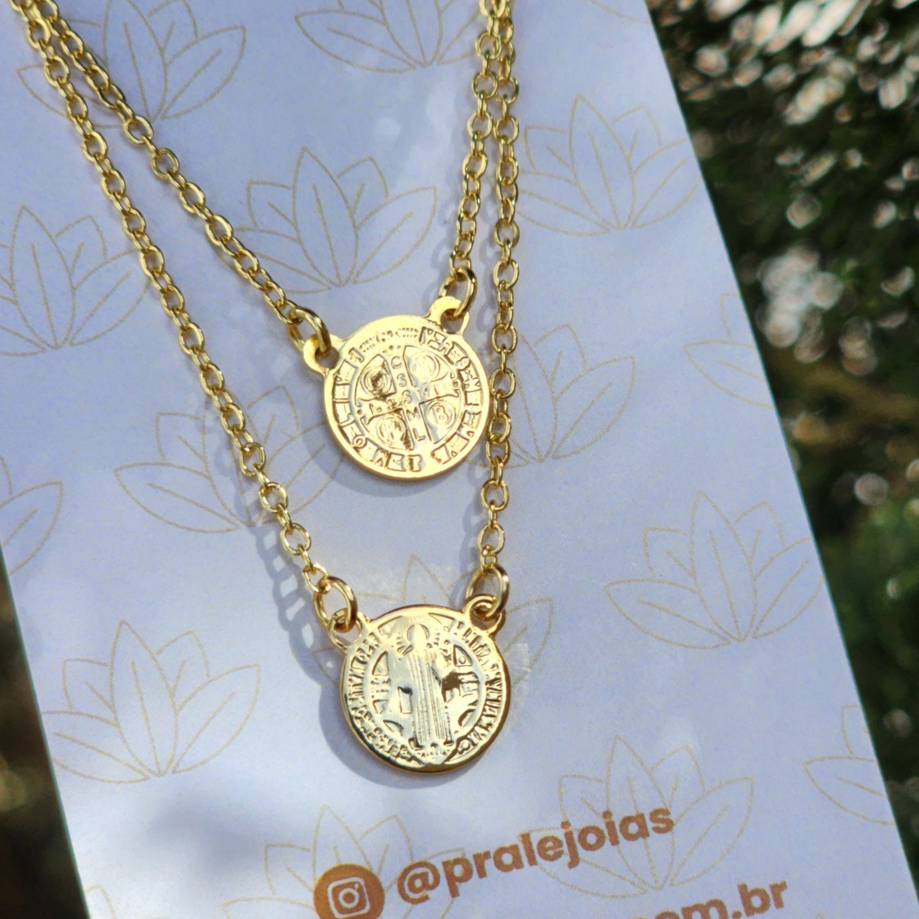 Colar Escapulário São Bento - Banho de Ouro 18k