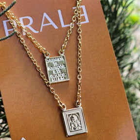 Colar Escapulário Mini Medalha Jesus Cristo - Banho de Ouro 18k