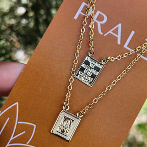 Colar Escapulário Mini Medalha Jesus Cristo - Banho de Ouro 18k