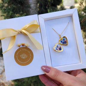 Colar Relicário Coração Personalizado - Banho de Ouro 18k ou Ródio Branco