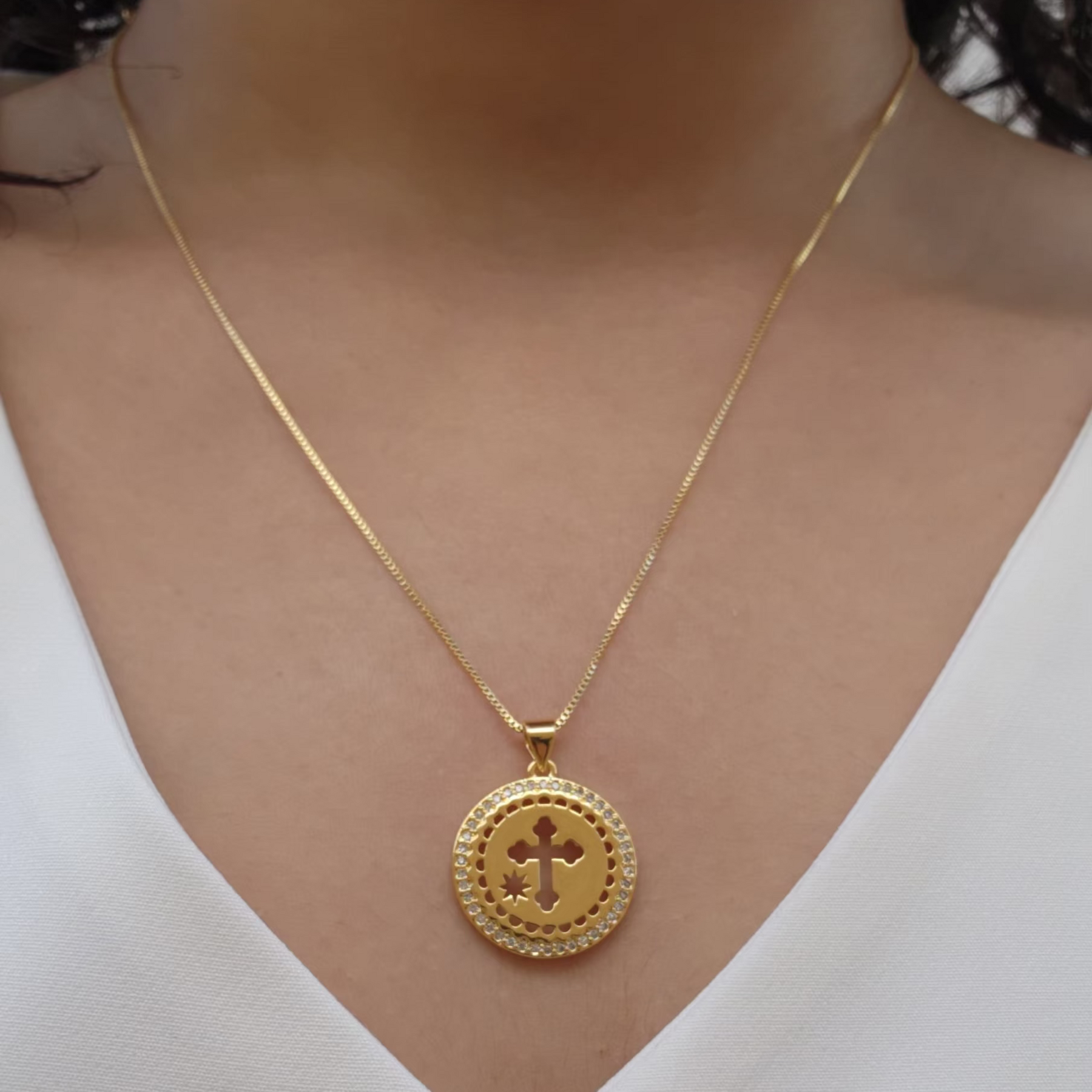 Kit Colar Corrente Veneziana + Pingente Nossa Senhora Cravejado + Pingente Cruz Cravejado - Banho de Ouro 18k