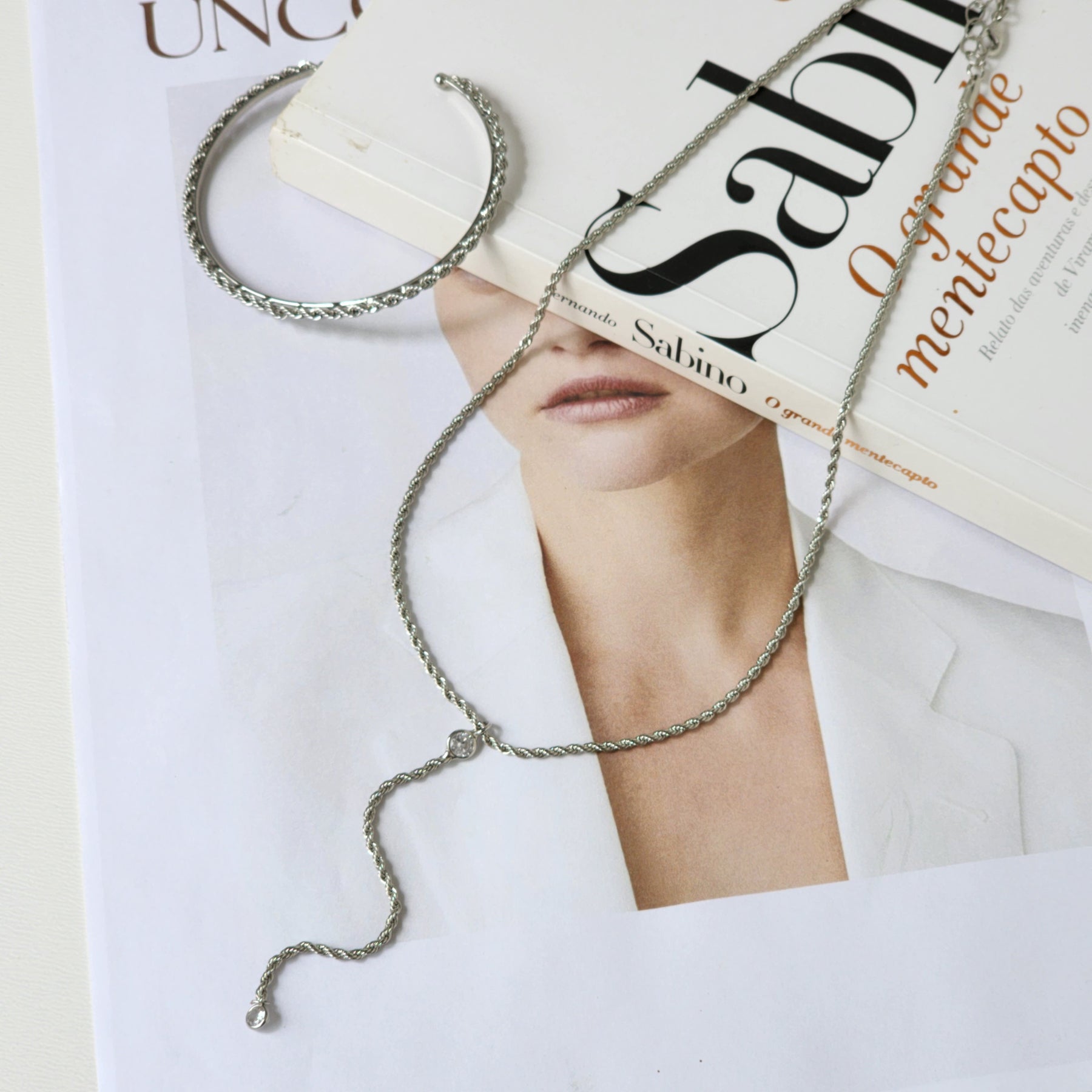 Kit Colar Gravatinha Cordão Baiano + Bracelete Cordão Baiano - Banho de Ródio Branco