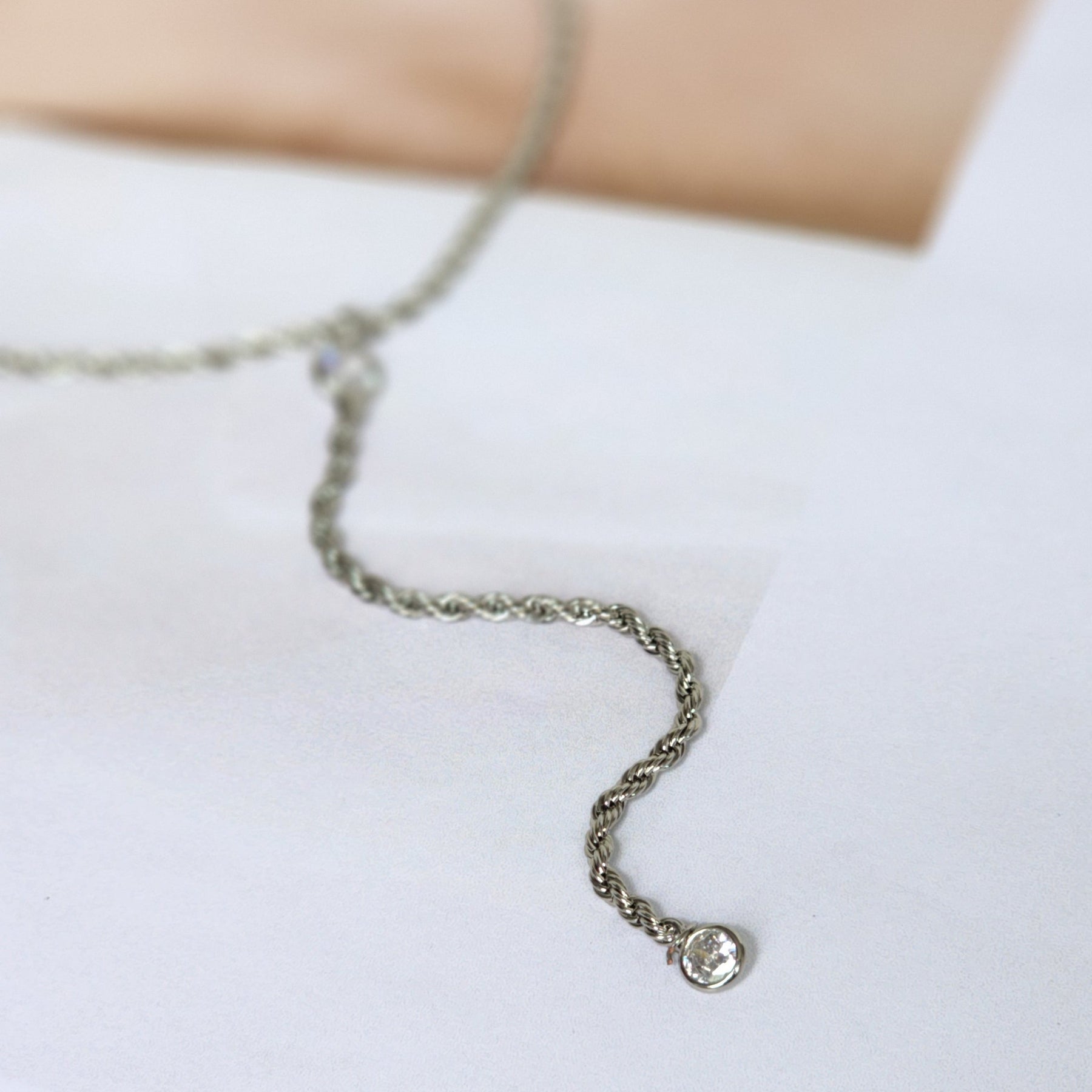 Kit Colar Gravatinha Cordão Baiano + Bracelete Cordão Baiano - Banho de Ródio Branco