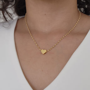 Choker Fita Torcida com Pingente de Coração - Banho de Ouro 18k