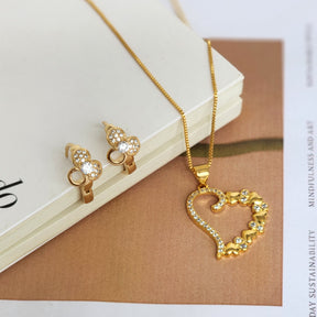 Kit Colar Coração Cravejado Detalhado + Brinco Argola Cravejada - Banho de Ouro 18k