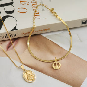 Kit Colar Nossa Senhora Cravejado + Pulseira Nossa Senhora Texturizada - Banho de Ouro 18k