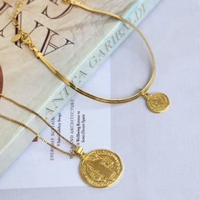 Kit Colar Medalha + Pulseira Fita São Bento - Banho de Ouro 18K