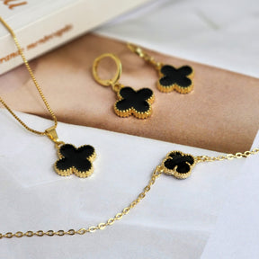 Kit Colar + Brinco Argola + Pulseira Trevo Resinado Preto - Banho de Ouro 18k