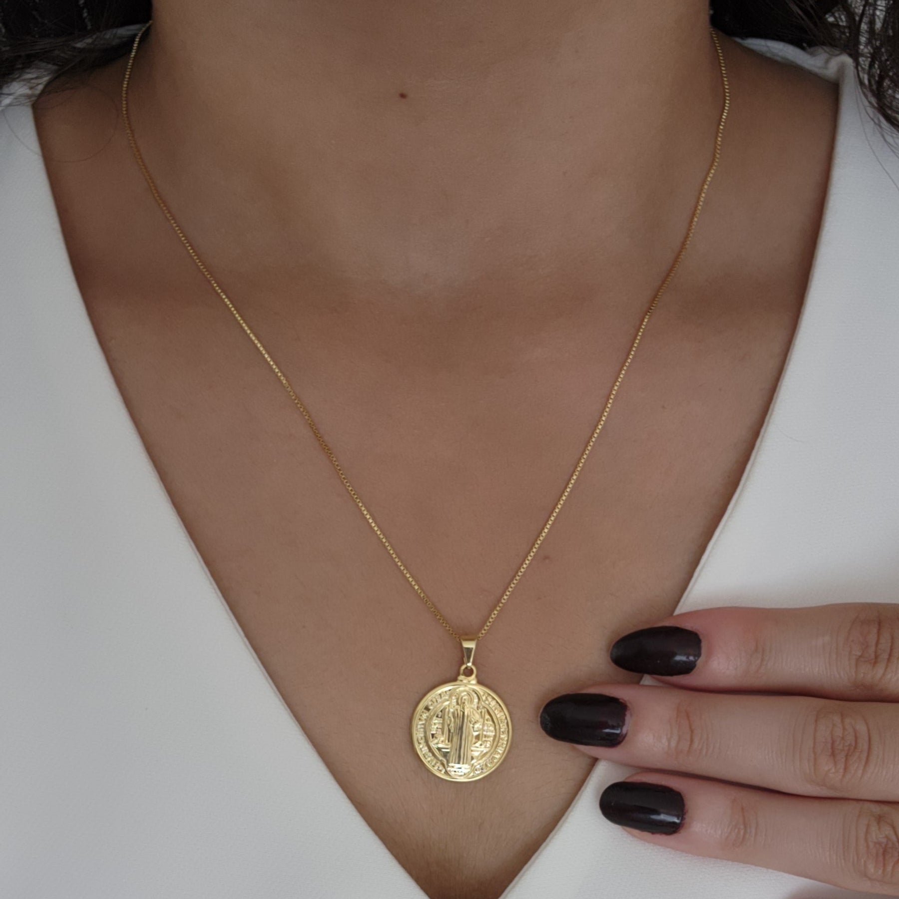 Kit Colar Medalha + Pulseira Fita São Bento - Banho de Ouro 18K