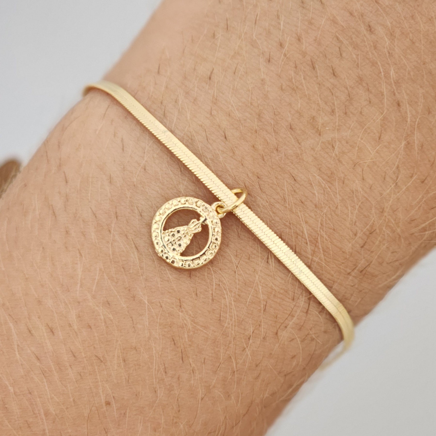 Kit Colar Nossa Senhora Cravejado + Pulseira Nossa Senhora Texturizada - Banho de Ouro 18k