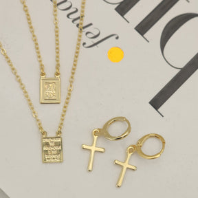Kit Colar Escapulário Jesus Cristo + Brinco Argola Cruz - Banho de Ouro 18k