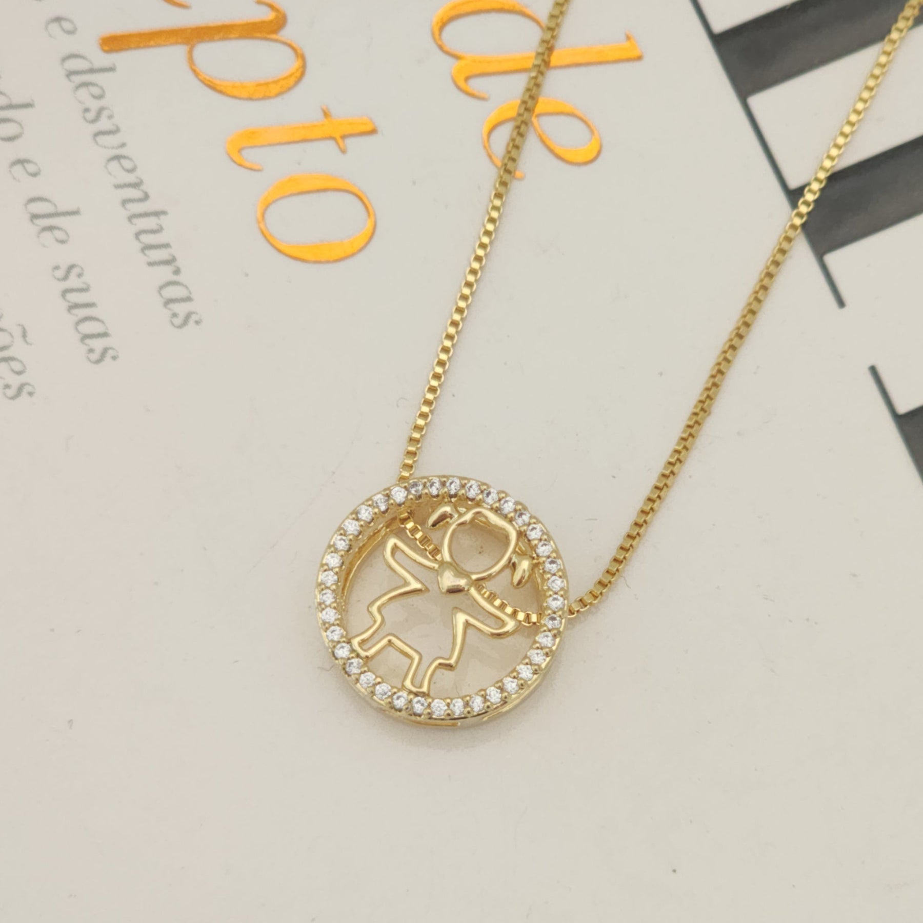 Colar Filhos Menina Cravejado - Banho de Ouro 18k