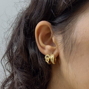 Brinco Argola Click Nó Cravejado em Zircônia – Banho de Ouro 18k