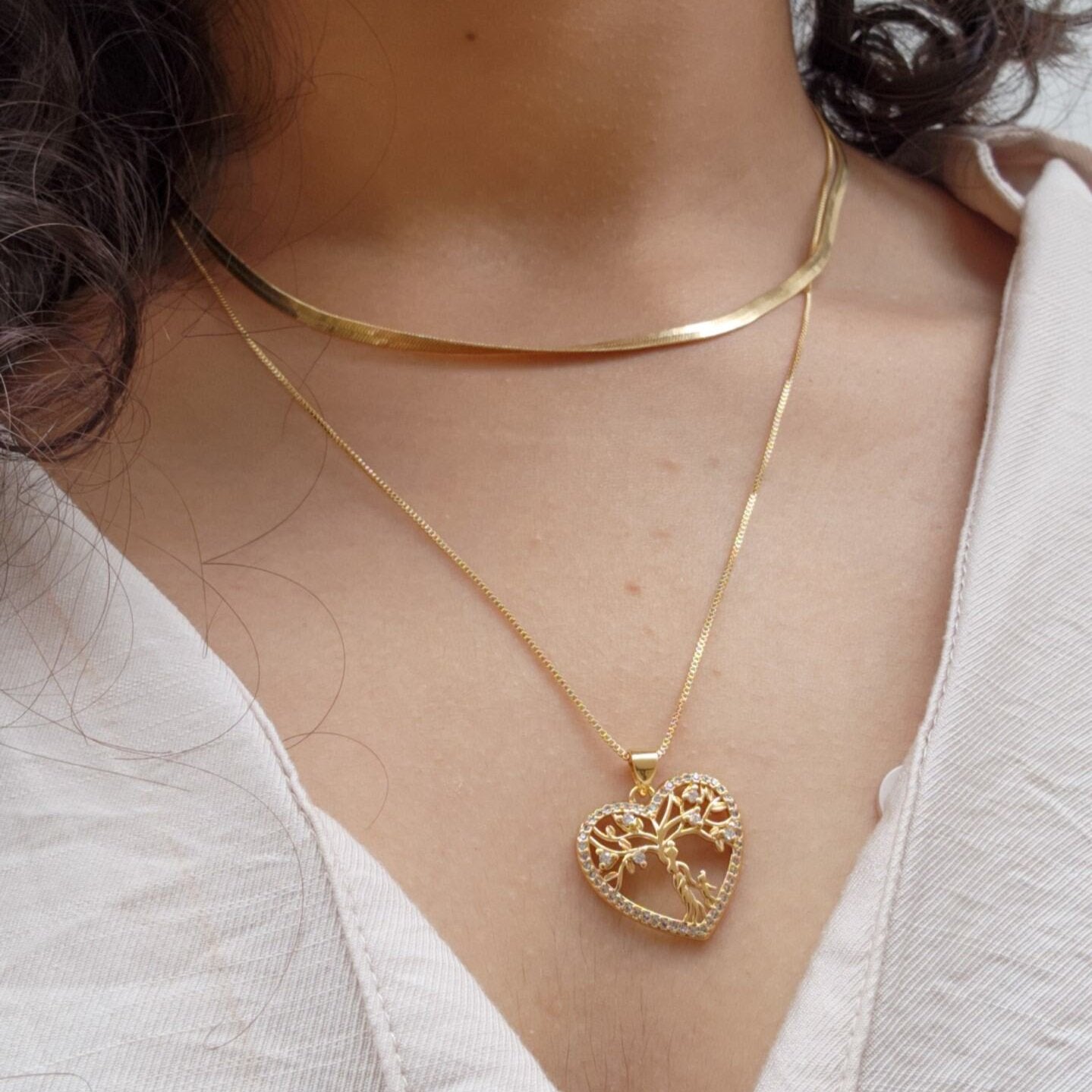 Kit Colar Coração Árvore da Vida Cravejado + Brinco Argola Coração - Banho de Ouro 18k