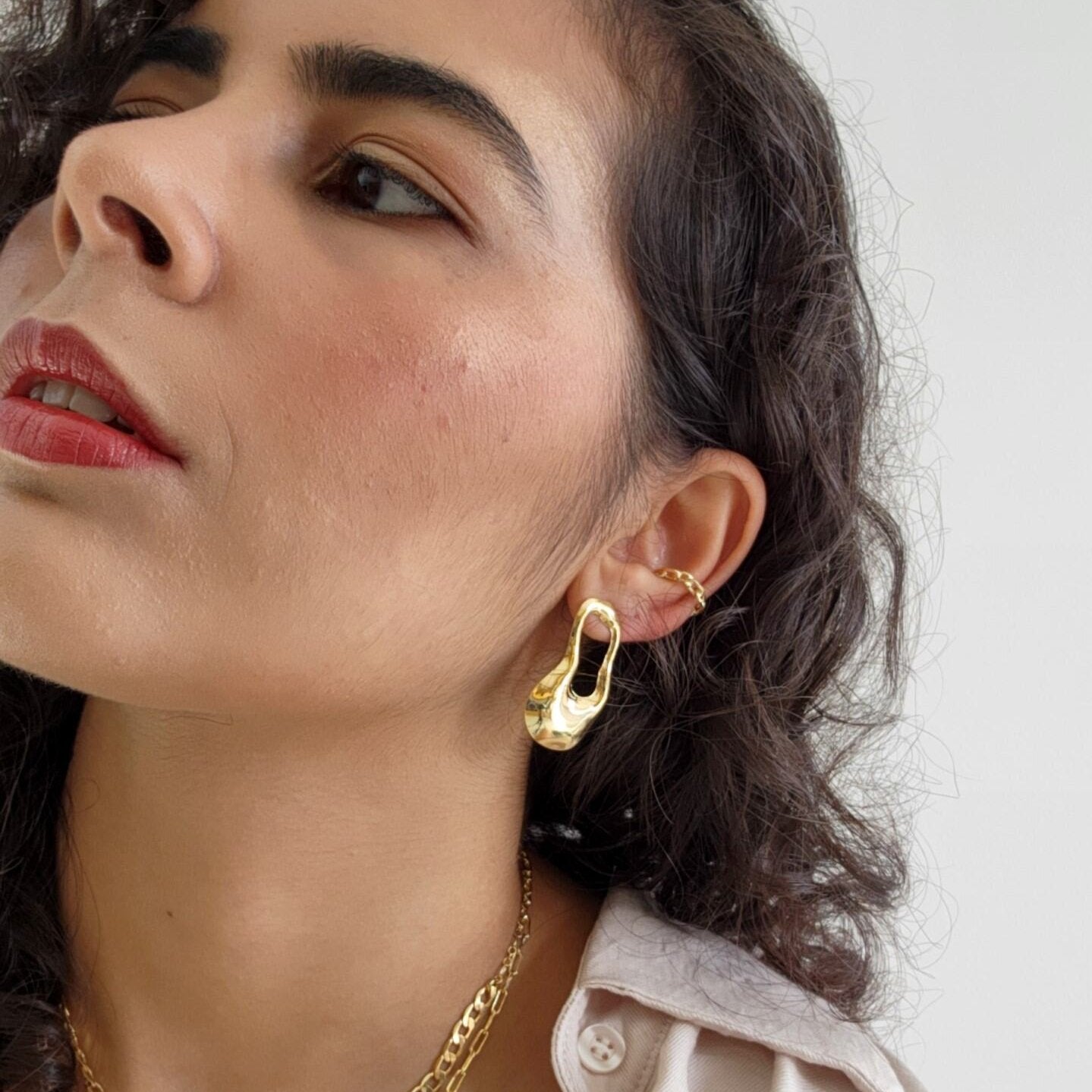 Brinco Orgânico Derretido - Banho de Ouro 18k